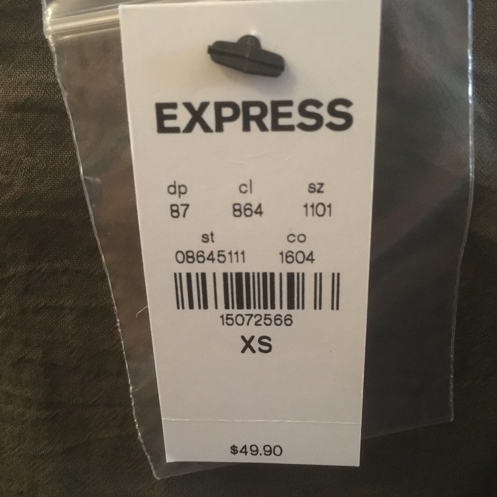 NWT Express green button-up shirt top XS extra sma - Picture 3 of 3